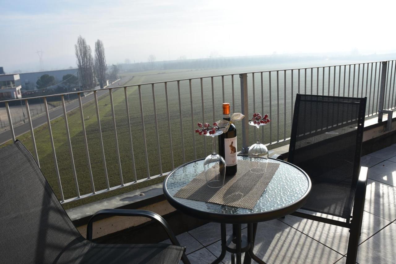 Collina Di Cloe Guarene Exterior photo